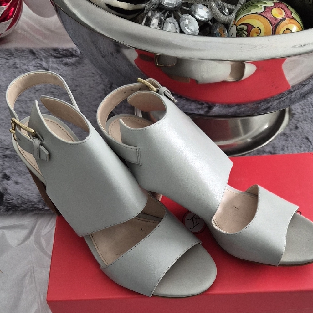 Cole Haan Women's Light Gray Heels